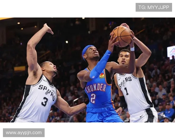 2005年NBA单机游戏重现经典赛季，玩家可操控历史球星争夺总冠军